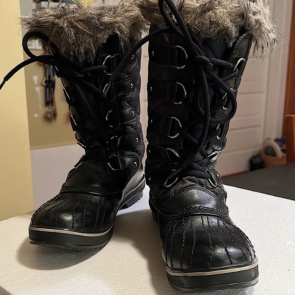Sorel Joan of Artic excellent condition winter boots